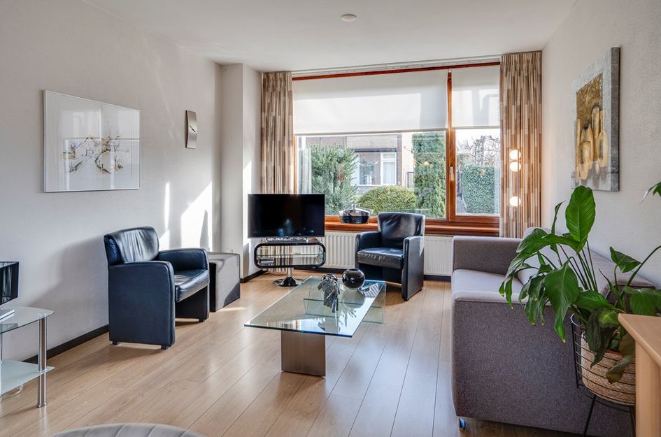 Const Huygensstraat 3