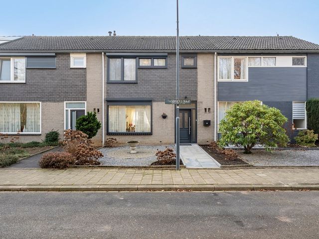 Grasbroekstraat 1, Sittard