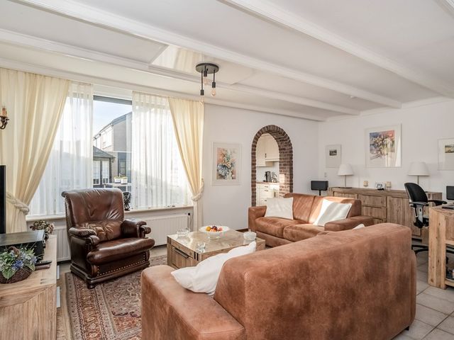 Grasbroekstraat 1, Sittard