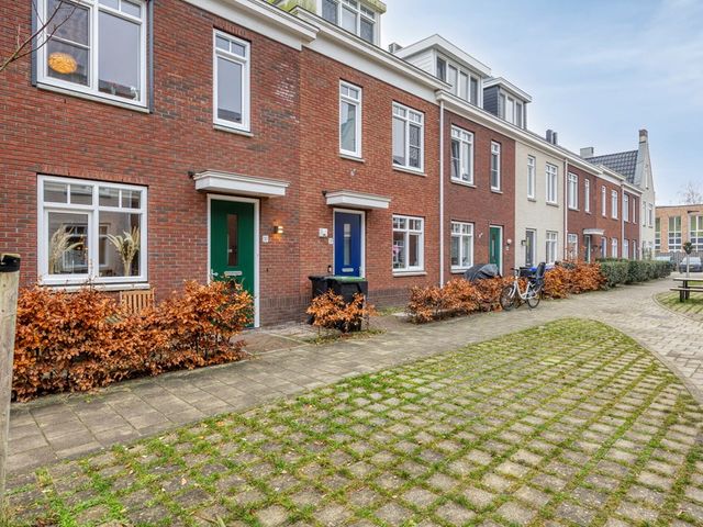 Hofje van Holtlant 30, Leiderdorp