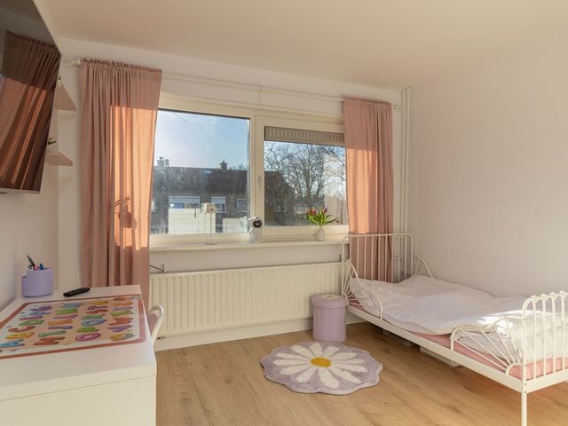 Almareplantsoen 5, Bunschoten-Spakenburg