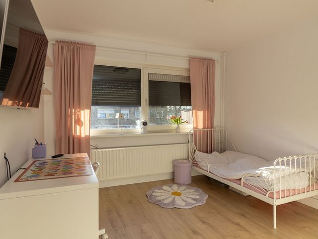 Almareplantsoen 5, Bunschoten-Spakenburg