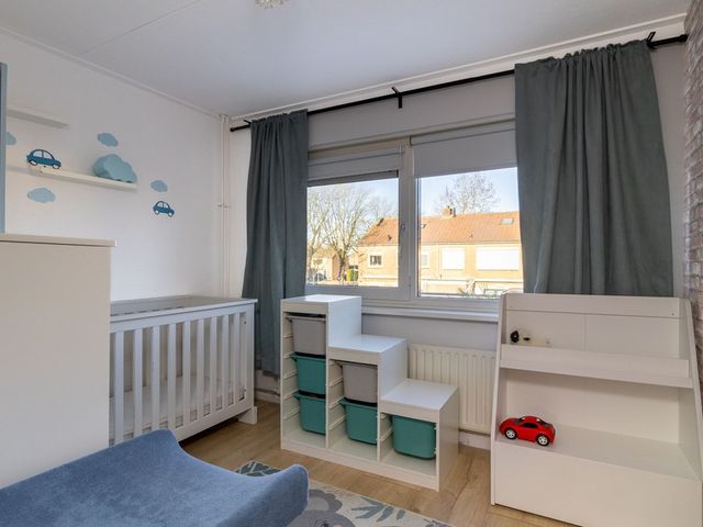 Almareplantsoen 5, Bunschoten-Spakenburg