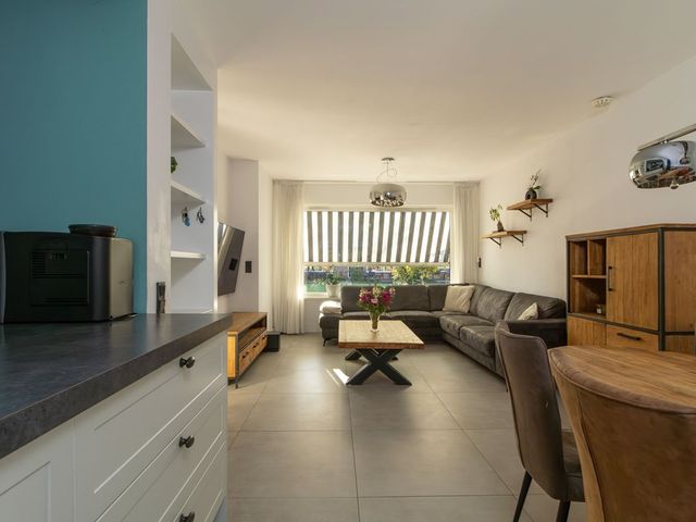 Almareplantsoen 5, Bunschoten-Spakenburg