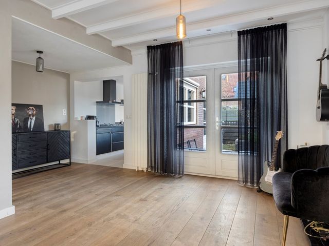 Oranjestraat 22, Schelluinen