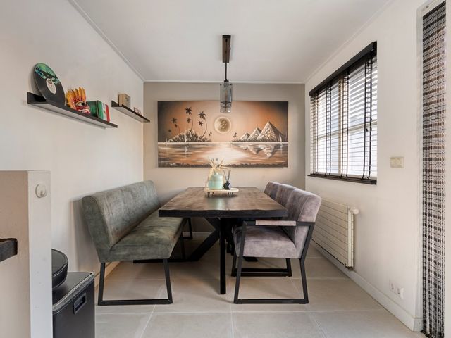 Oranjestraat 22, Schelluinen