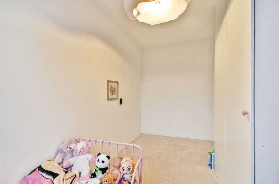 Admiraal de Ruyterstraat 45