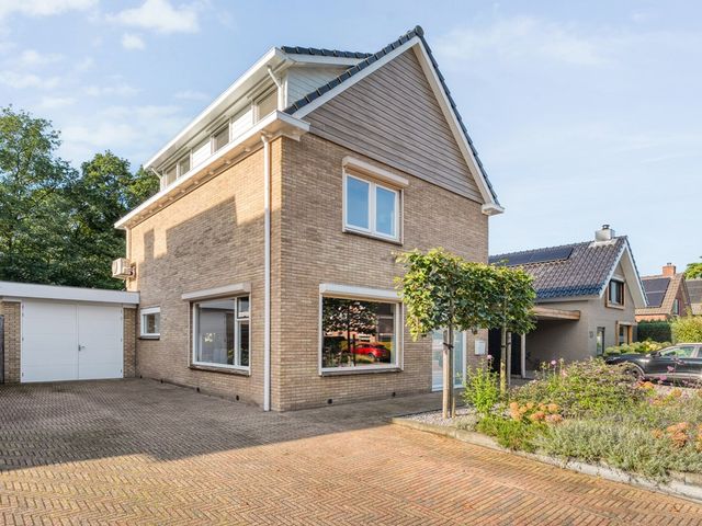 Berkenlaan 15, Hardenberg