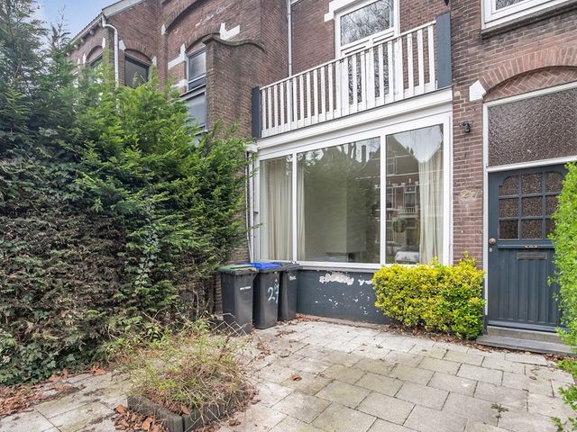 Oranjepark 27, Dordrecht