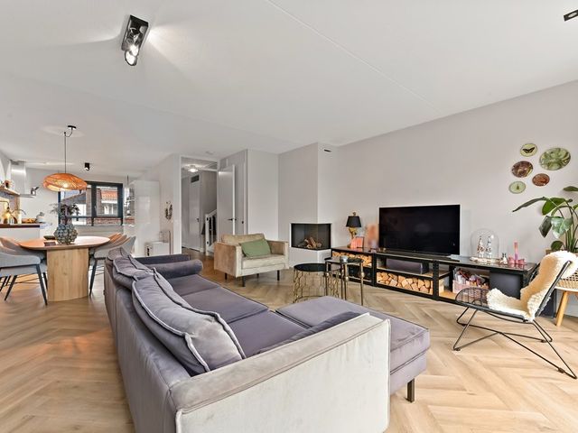 Boumare 67, Maasland