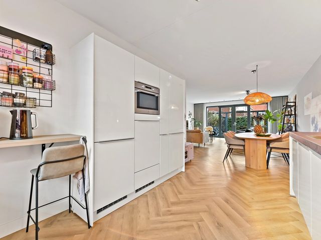 Boumare 67, Maasland