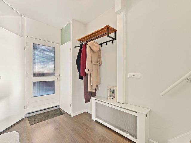 Kastanjehof 17, Maasland