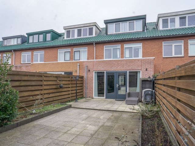 Margaret Staalplantsoen 25, Heerhugowaard