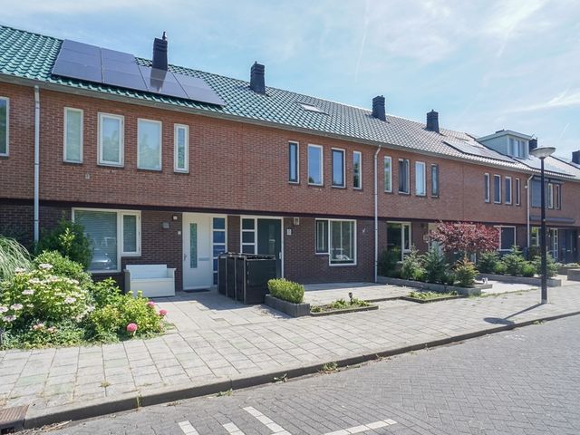 Margaret Staalplantsoen 25, Heerhugowaard