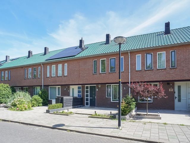 Margaret Staalplantsoen 25, Heerhugowaard