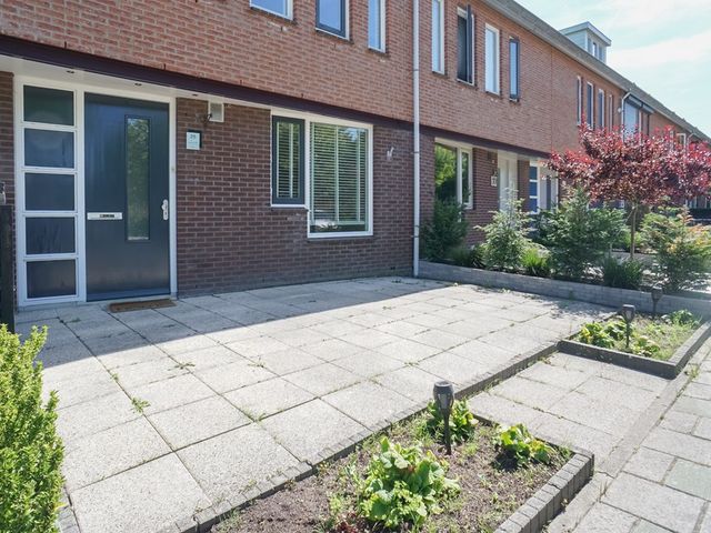 Margaret Staalplantsoen 25, Heerhugowaard