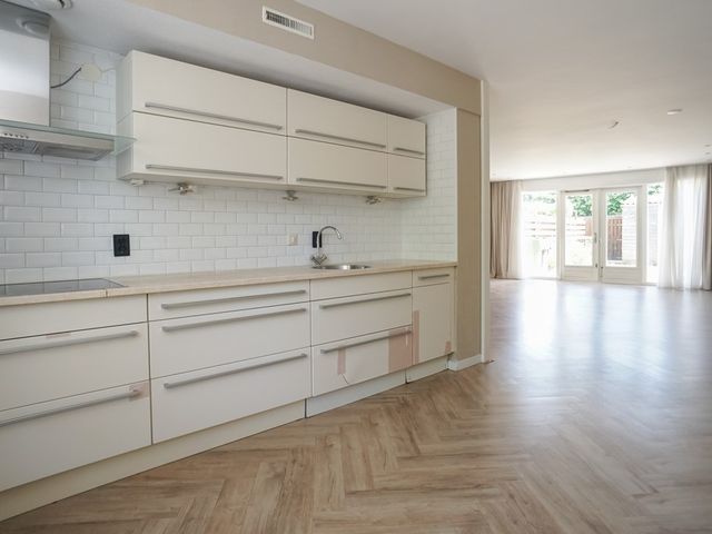 Margaret Staalplantsoen 25, Heerhugowaard