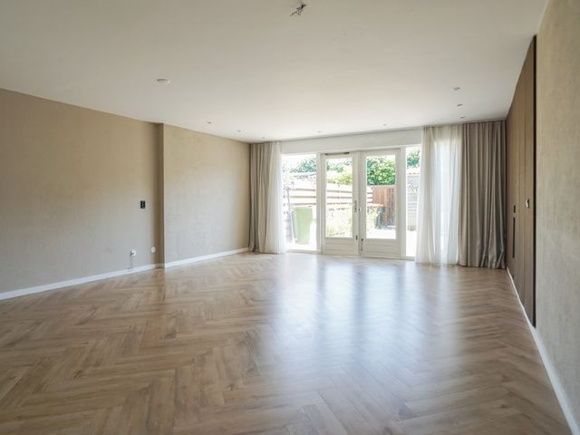 Margaret Staalplantsoen 25, Heerhugowaard
