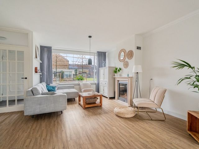 Bachlaan 39, Bunschoten-Spakenburg