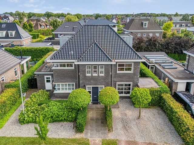 Van Foreestallee 29, Hardenberg