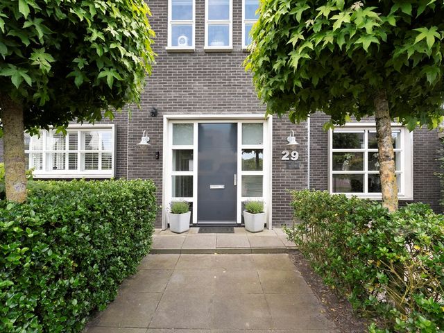 Van Foreestallee 29, Hardenberg