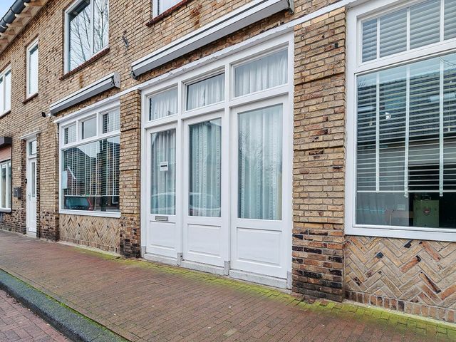 Onze Lieve Vrouwestraat 112, Zegge