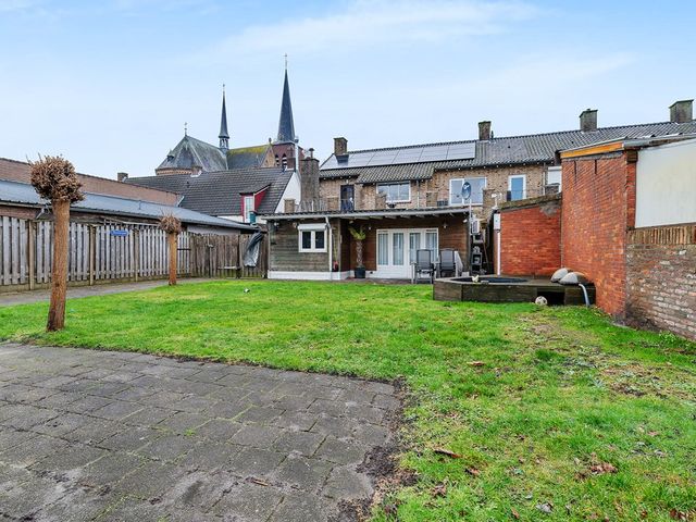 Onze Lieve Vrouwestraat 112, Zegge