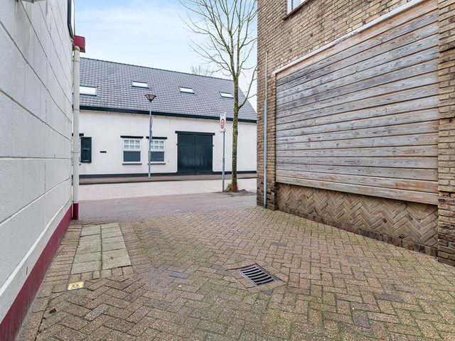 Onze Lieve Vrouwestraat 112, Zegge