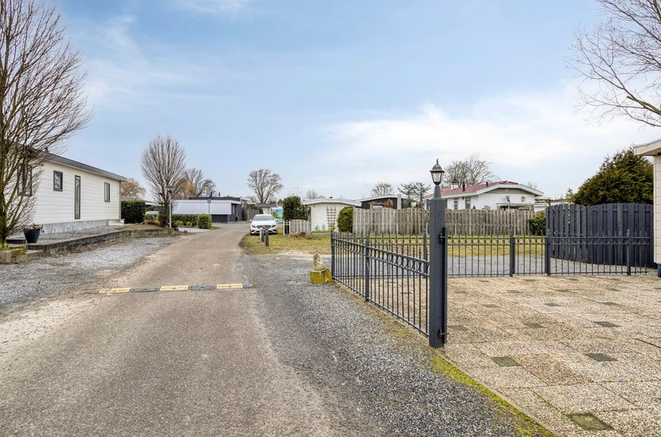 Rijksstraatweg 186 400