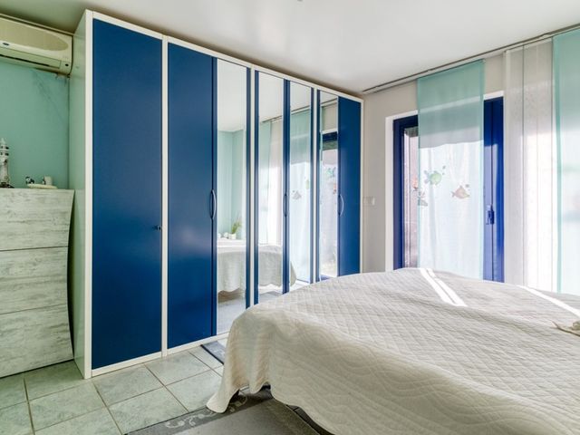 Spaanse Galeien 72, Retranchement