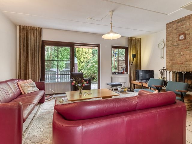 Spaanse Galeien 22, Retranchement