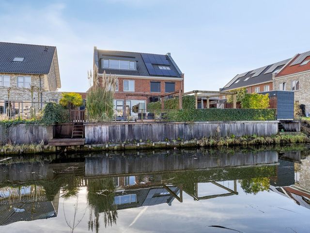 Voorste Kamp 50, Bunschoten-Spakenburg