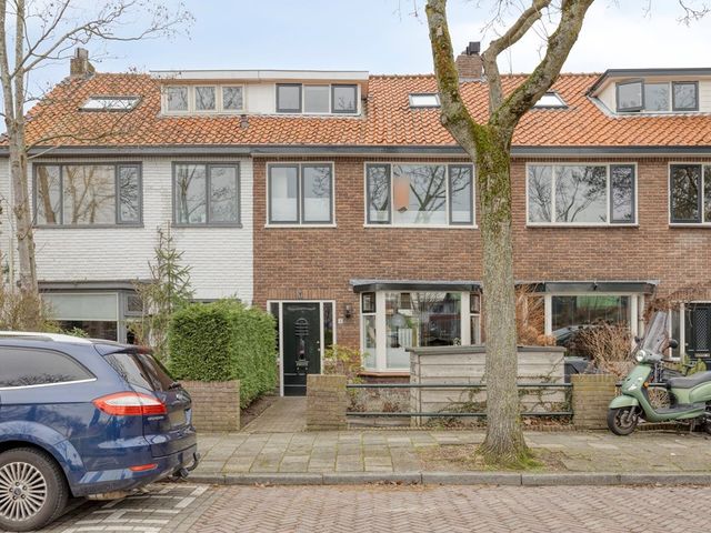 Kom van Aaiweg 11, Leiderdorp