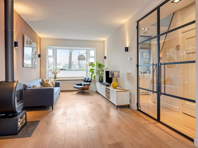 Kom van Aaiweg 11, Leiderdorp