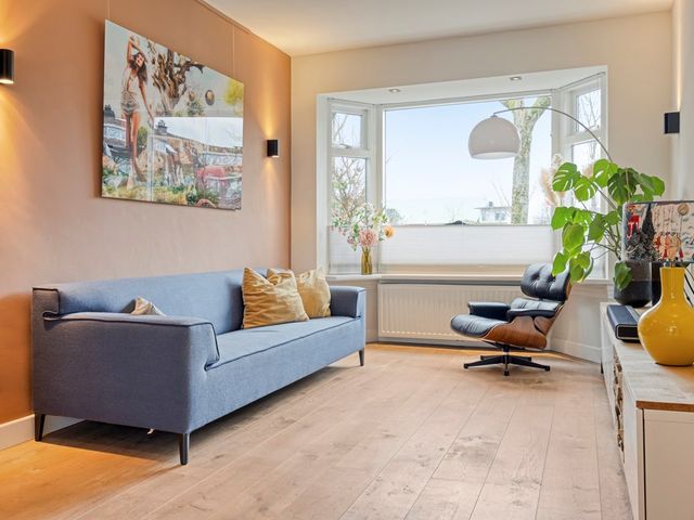 Kom van Aaiweg 11, Leiderdorp