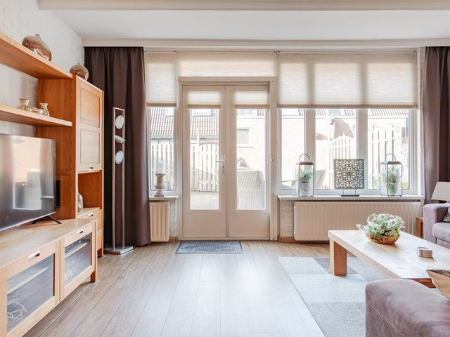 Klokketuin 34, Zwaag