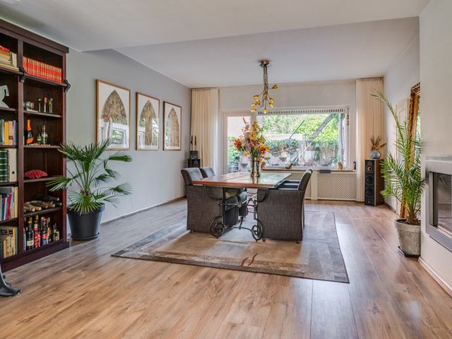 Deken van Oppensingel 29, Venlo