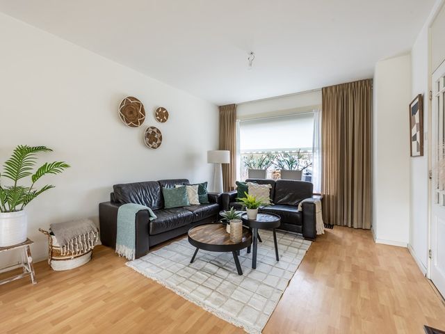 Amestelle 189, Zwanenburg