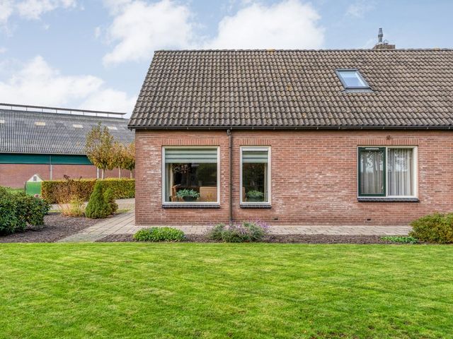 Broekdijk 44, Bruchterveld