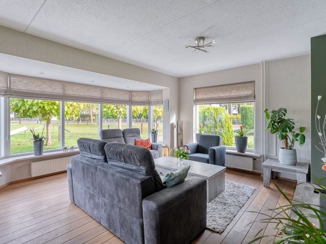 Broekdijk , Bruchterveld