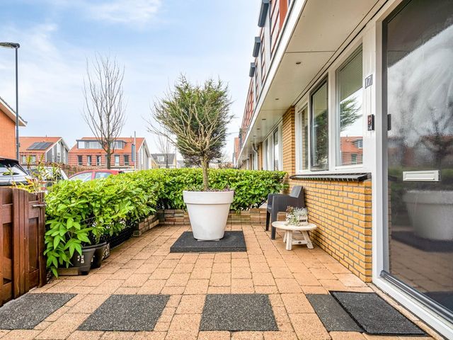 Tarnstroom 17, Zoetermeer