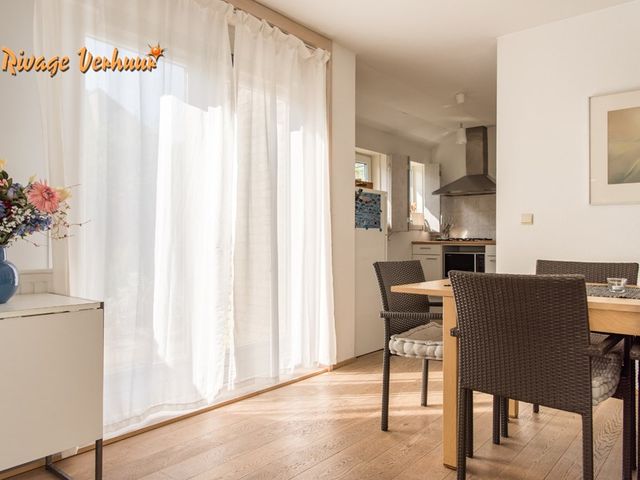 Crox Houcke 27, Nieuwvliet