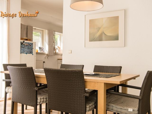 Crox Houcke 27, Nieuwvliet