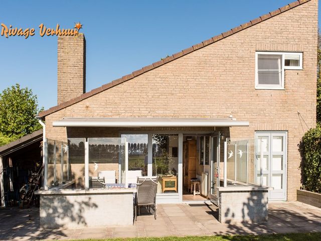 Crox Houcke 27, Nieuwvliet