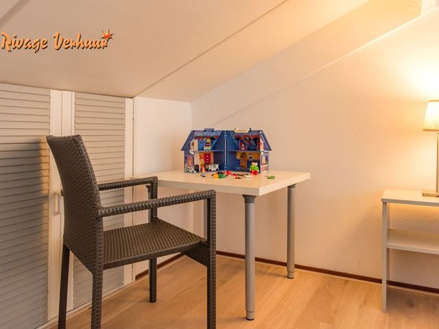 Crox Houcke 27, Nieuwvliet