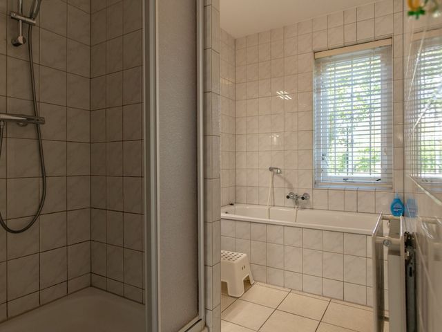 Crox Houcke 28, Nieuwvliet