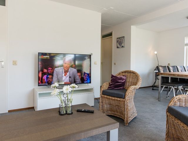 Crox Houcke 30, Nieuwvliet