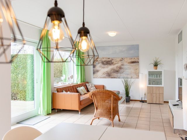 Crox Houcke 81, Nieuwvliet