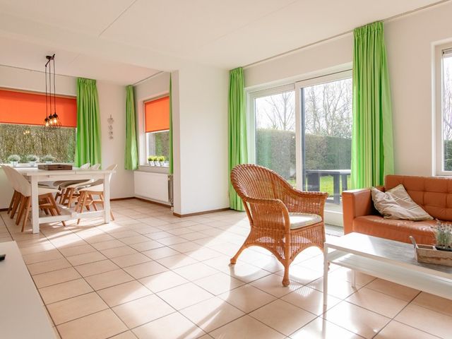 Crox Houcke 81, Nieuwvliet