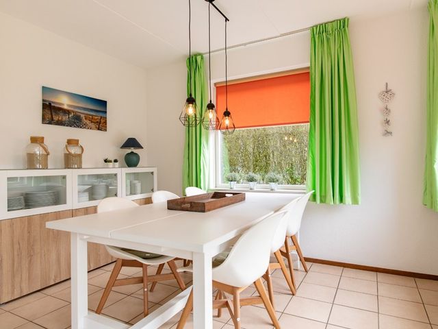 Crox Houcke 81, Nieuwvliet